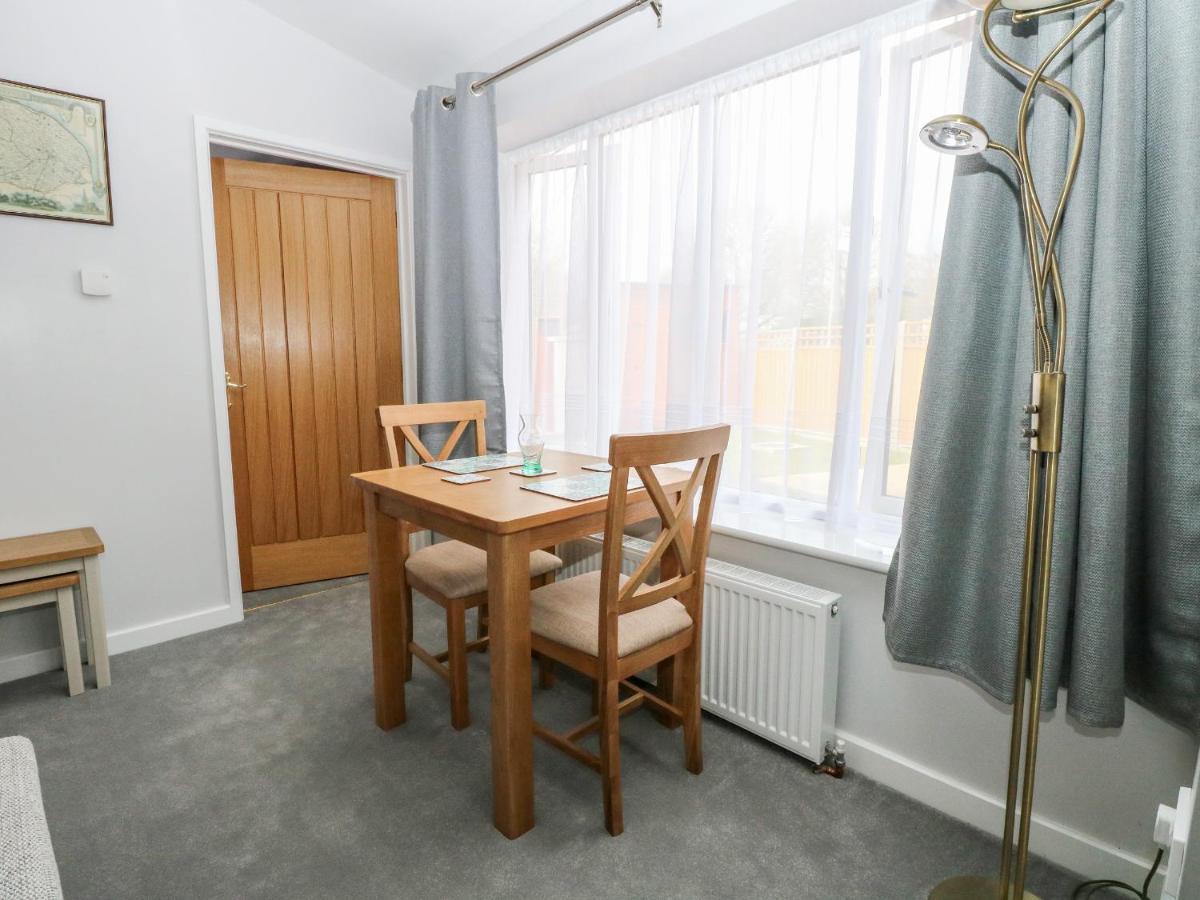 Jimmys Place Diss Bagian luar foto